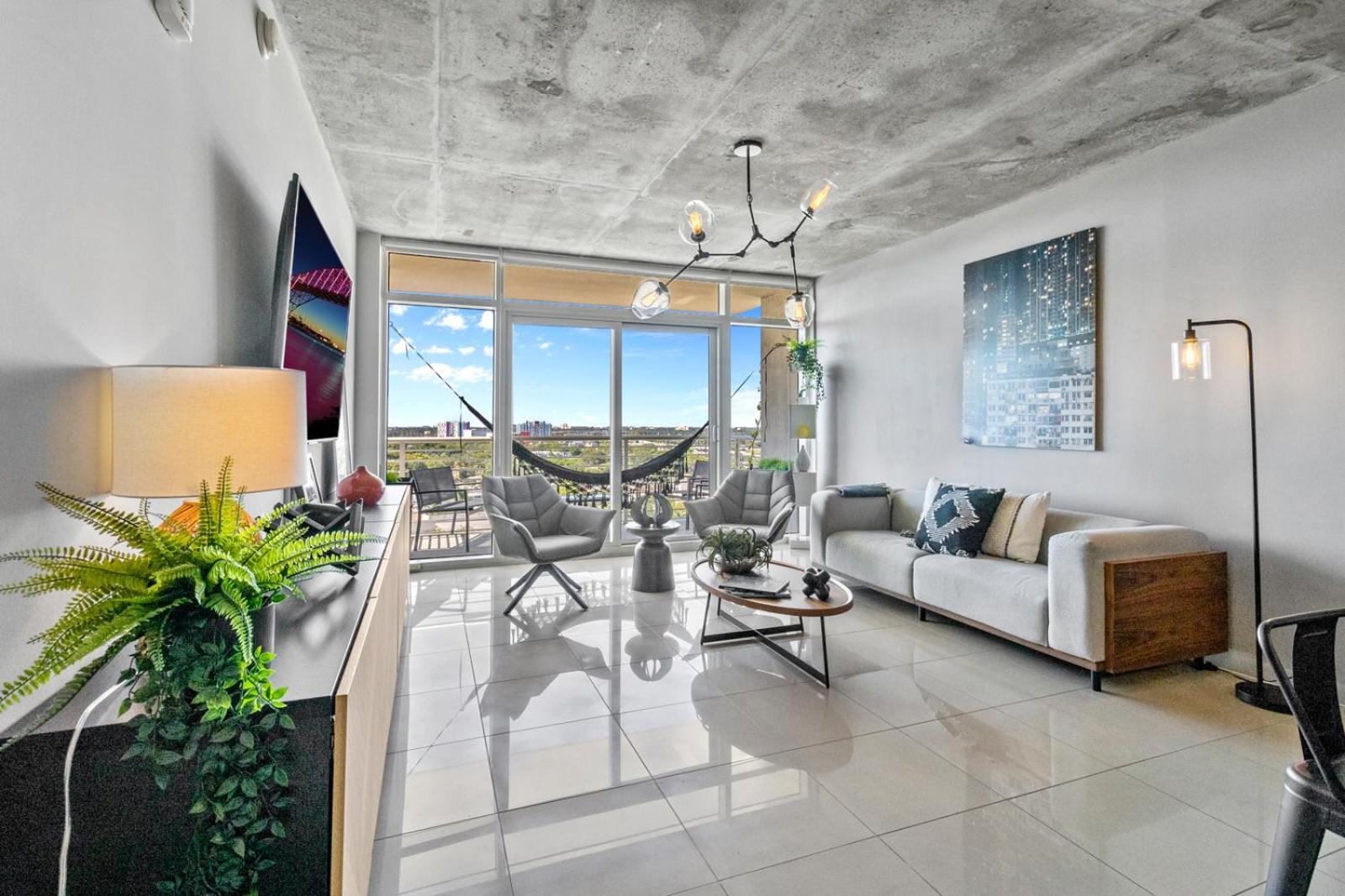 Quiet & In Midtown * Miami